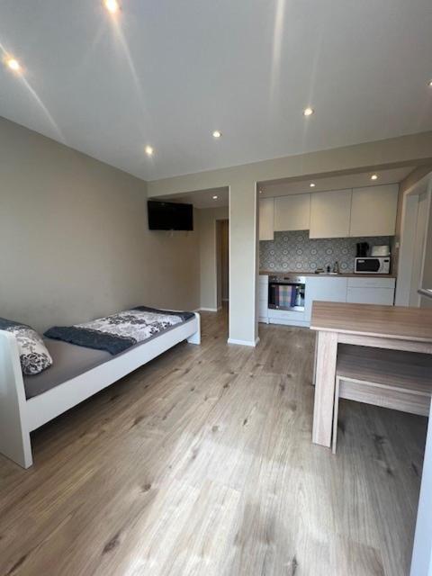 Serena Monteur Apartment Rodenbach  Zewnętrze zdjęcie